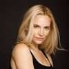 Raeden Greer as Allie