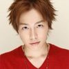 Shôgo Suzuki as Vincent Valentine (voice) (as Shougo Suzuki)