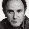 Steve Kalfa as Édouard