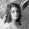 Olive Thomas as Genevieve 'Ginger' King