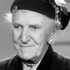 Gertrude Hoffmann as Aunt Vera Edwards