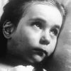Tina Apicella as Maria Cecconi