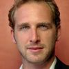 Josh Lucas as Craig McDermott