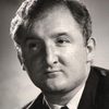 Ronald Fraser as Leo Lockhart