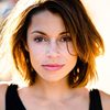 Anna Julia Antonucci as Bine