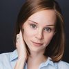 Caitlin Houlahan as Jane Darling