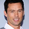 Jeffrey Donovan as Sean Meyers