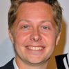 Peter Oldring as Mike Bonnert