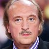 Bernard Farcy as Steven