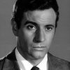 Arturo Fernández as Carlos Villar
