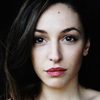 Lucie Aron as Elodie Zadikan