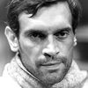 Alain Saury as Étienne Szabo