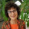 Eva Maria Giegl as Self - Paleogeneticist