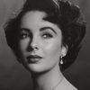 Elizabeth Taylor as Leslie Benedict