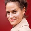 Johanna Bantzer as Karina