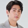 Phongsakon Tosuwan as Senior