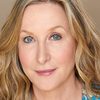 Wendy Meredith as Victoria