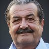Tarık Papuççuoğlu as Azmi