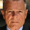 Peter Gannon as Agent Elkins