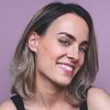 Maite Urrutia as Reneé Joven