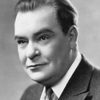 George Siegmann as The Guard