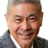 Shigesato Itoi as Tatsuo Kusakabe (voice)