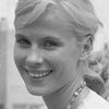 Bibi Andersson as Moder Rikissa
