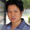 Chi Muoi Lo as Dr. Greg Lee
