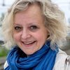 Marianne Meløy as Rita