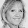 Elisabeth Sand as Hanne