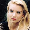 Eva Vejmelková as Felton's Minx (as Eva Vejmelkova)