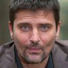 Lorenzo Flaherty as Ufficiale Francese