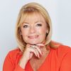 Paula Duncan as Yvonne Philpot