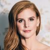 Sarah Rafferty as Avery Parker