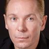 Yuriy Utkin as Steiger