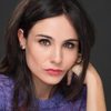 Olga Alamán as Laura