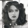 Melanie Mayron as Ginger