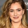 Haley Lu Richardson as Veronica Clarke
