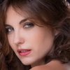 Vanessa Gravina as Angelica