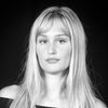 Tuva Albino as Tjejgänget
