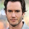 Mark-Paul Gosselaar as Brookes