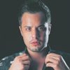 Pejvak Imani as Afshin