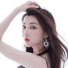 Huang Jiarong as Xue Baochai