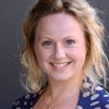 Katja Preuß as Evelyn Moosbacher
