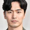 Lee Jin-uk as Father Paolo