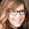 Lisa Loeb as Victoria