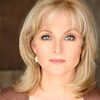 Charlene Fernetz as Aunt Zelda