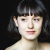 Laurence Latreille as Amie (soirée à l'extérieur)