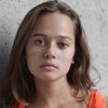 Lucie Fagedet as Chloé à 14 ans