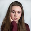Laurena Marisol Lehrich as Kleines Mädchen